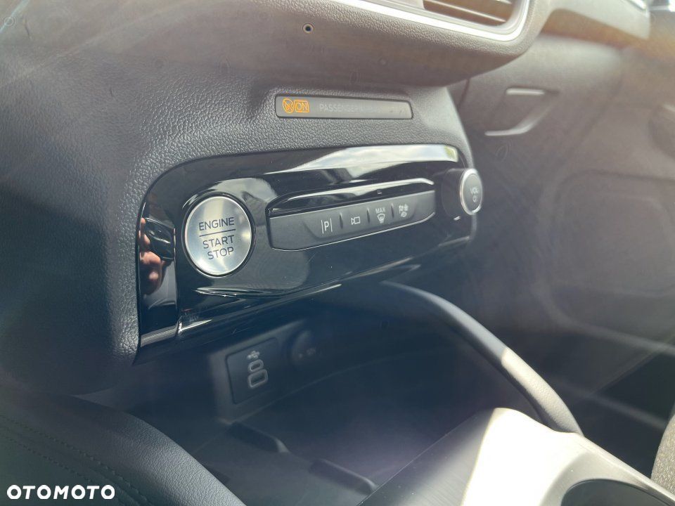Ford Kuga - 17