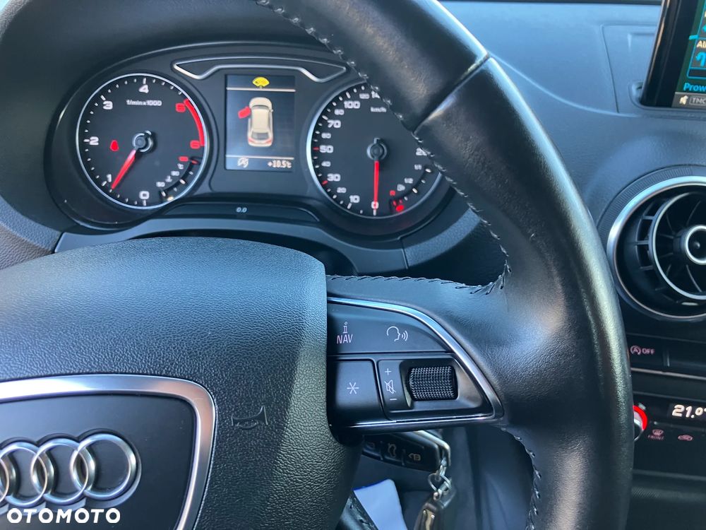 Audi A3 Sportback 2.0 TDI S line Sportpaket - 23