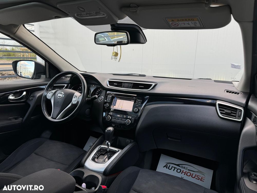 Nissan Qashqai 1.6 DCI Xtronic TEKNA - 4