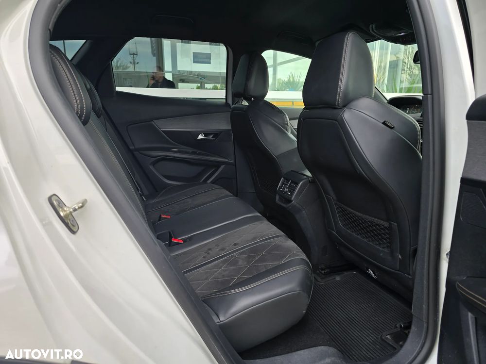 Peugeot 3008 BlueHDi 180 Stop & Start EAT6 GT - 12