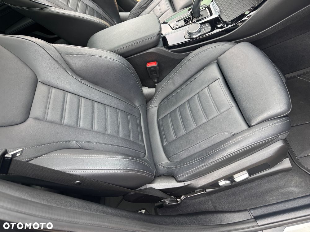 BMW X3 xDrive30i GPF Luxury Line - 26