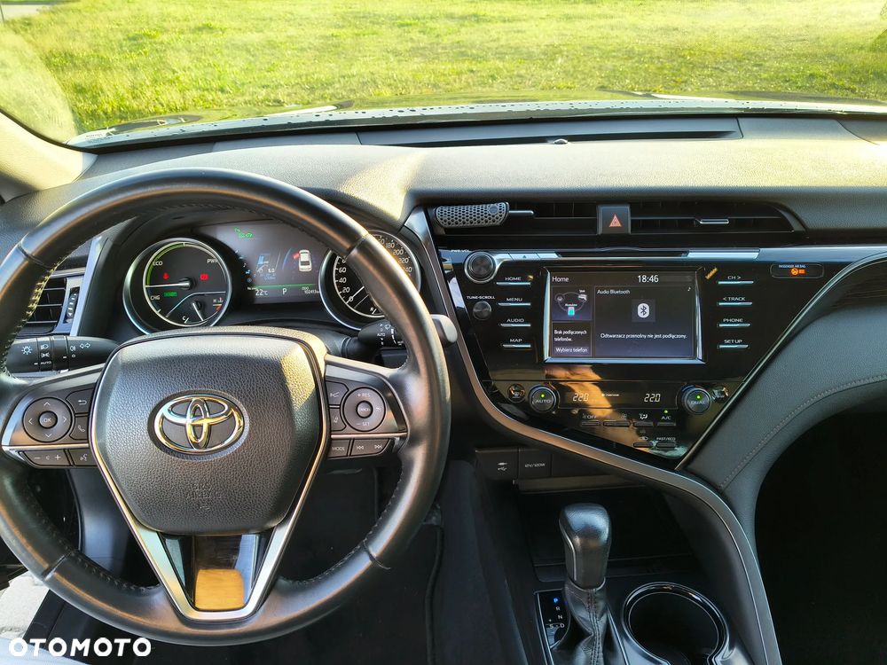 Toyota Camry 2.5 Hybrid Comfort CVT - 14