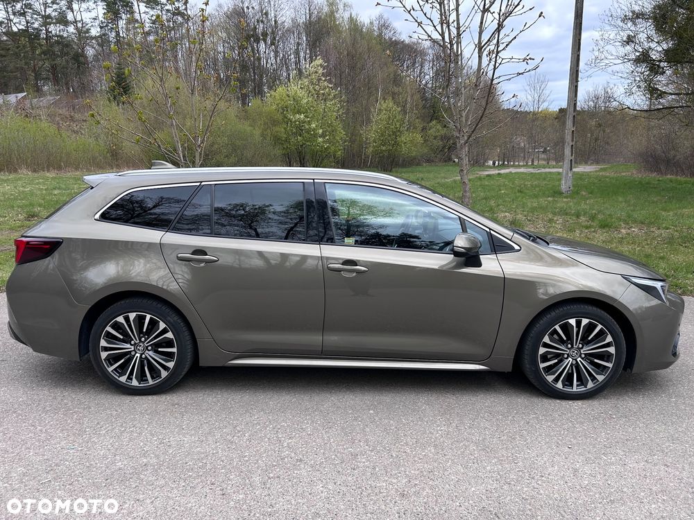Toyota Corolla 2.0 Hybrid Style - 2