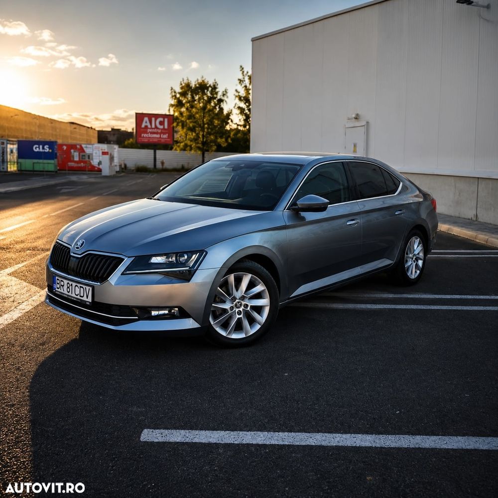 Skoda Superb 2.0 TDI DSG Ambition - 5