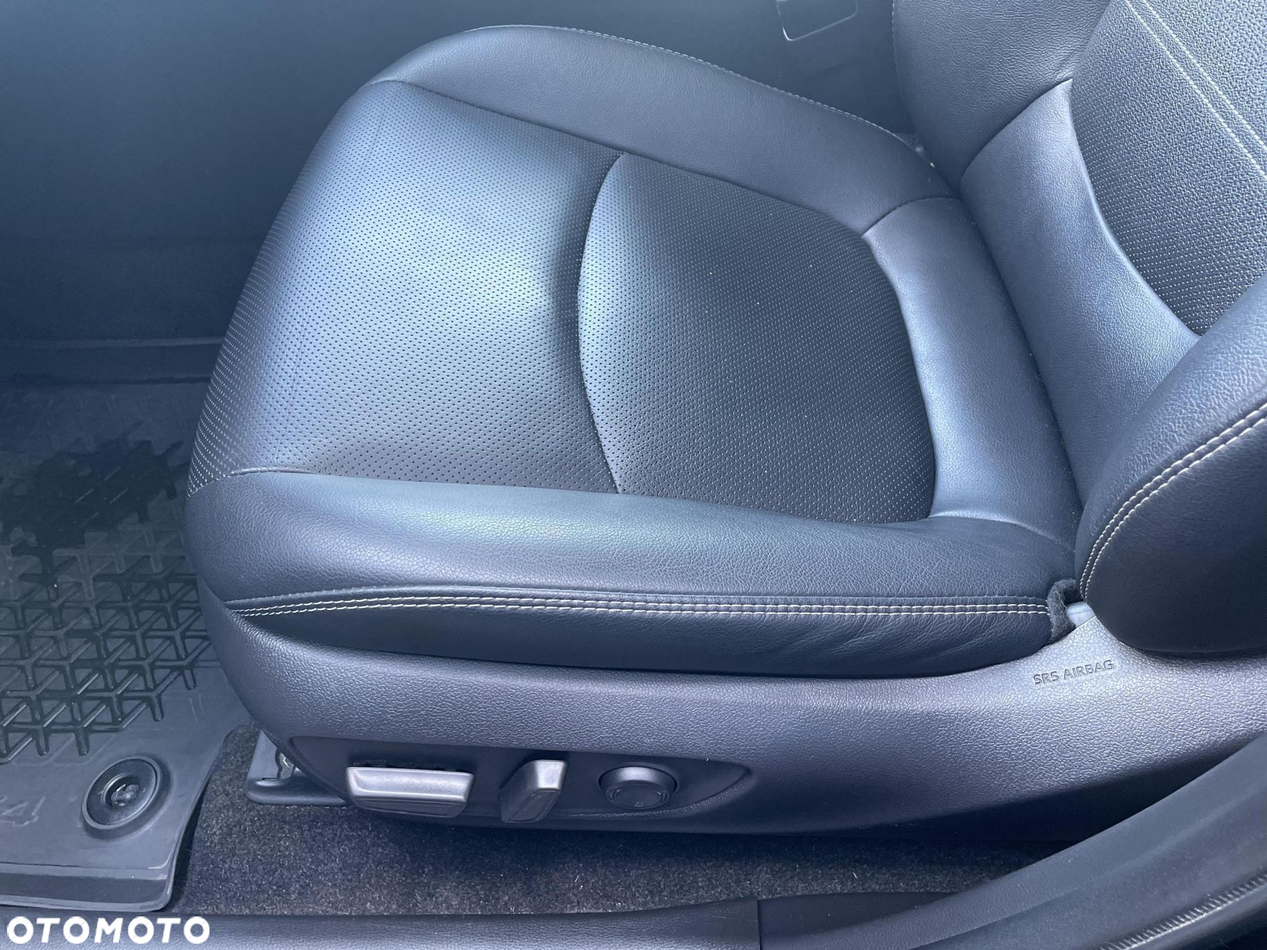 Toyota RAV4 - 12