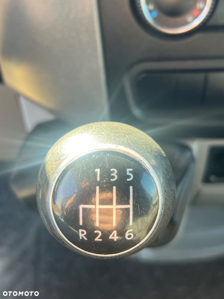 Volkswagen Crafter - 16