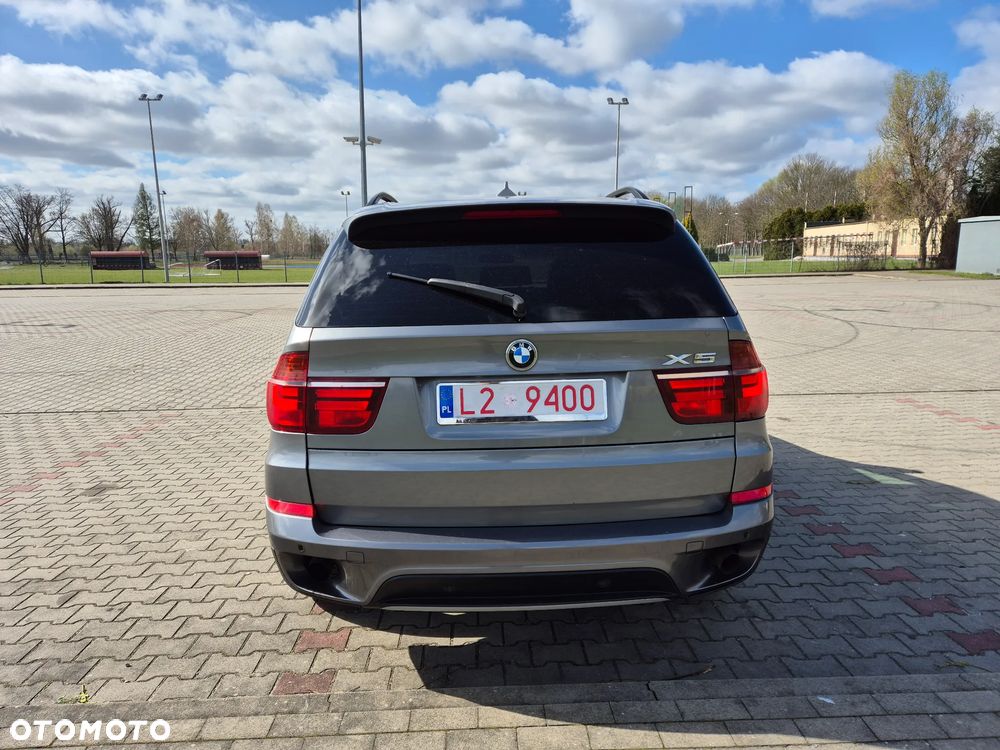 BMW X5 xDrive35i Sport-Aut - 4