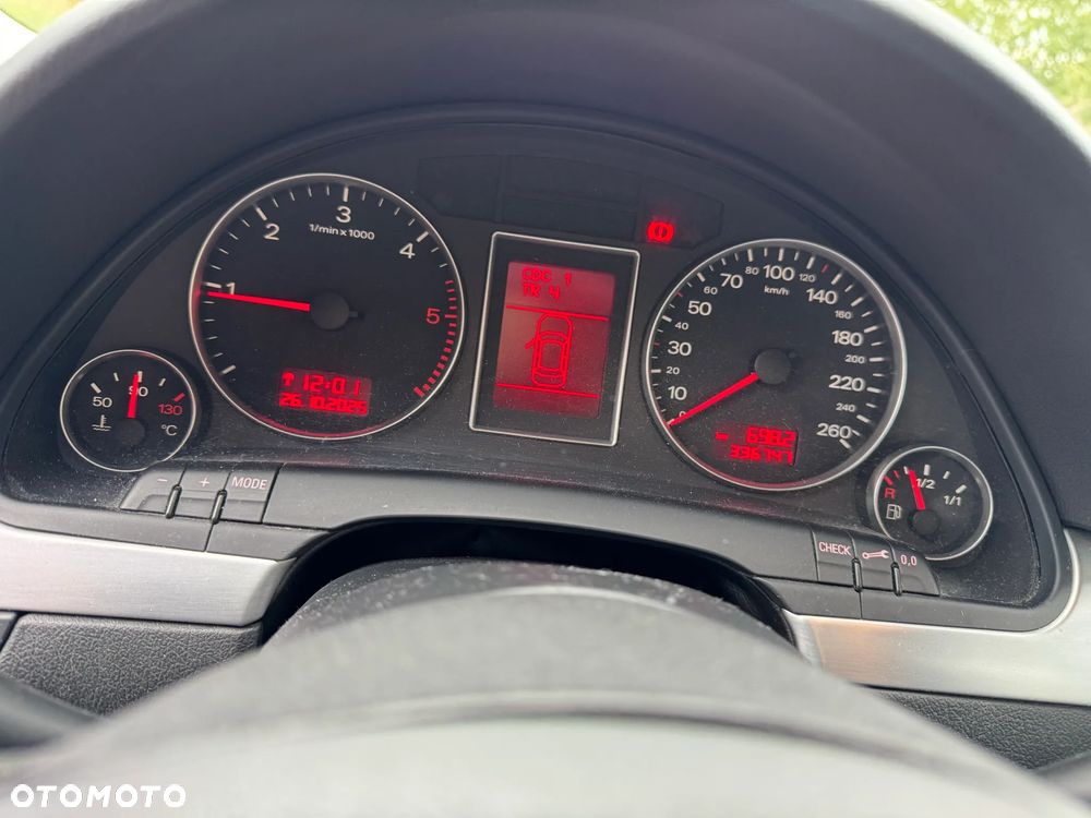 Audi A4 Limousine 2.0 TDI - 7