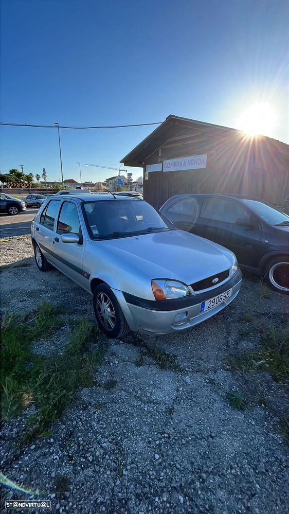 Ford Fiesta 1.25 Ghia - 1