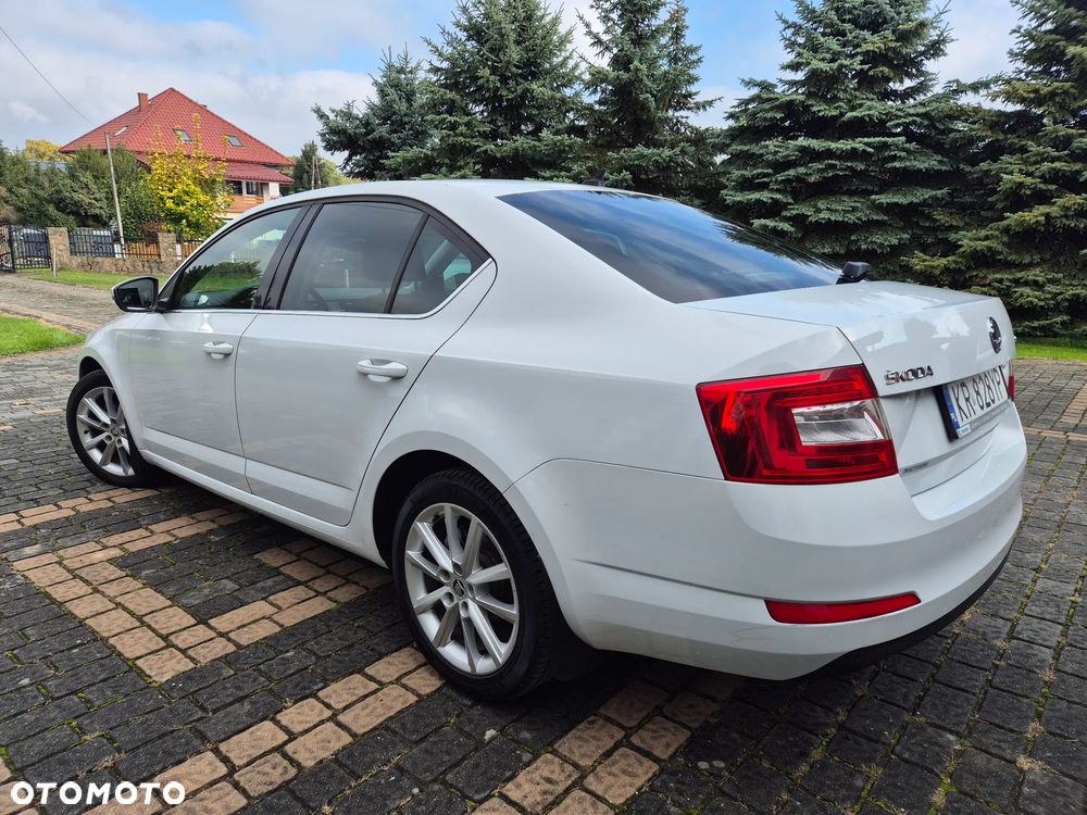 Skoda Octavia 1.4 TSI Elegance DSG - 5