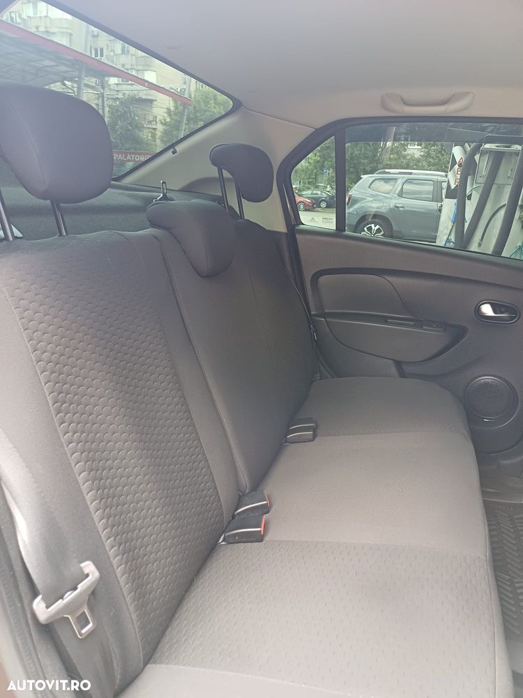 Dacia Logan - 11