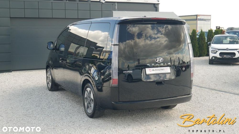 Hyundai Staria - 6