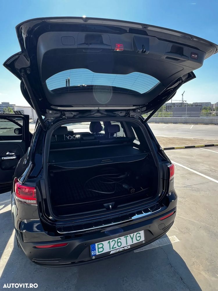 Mercedes-Benz EQB - 7