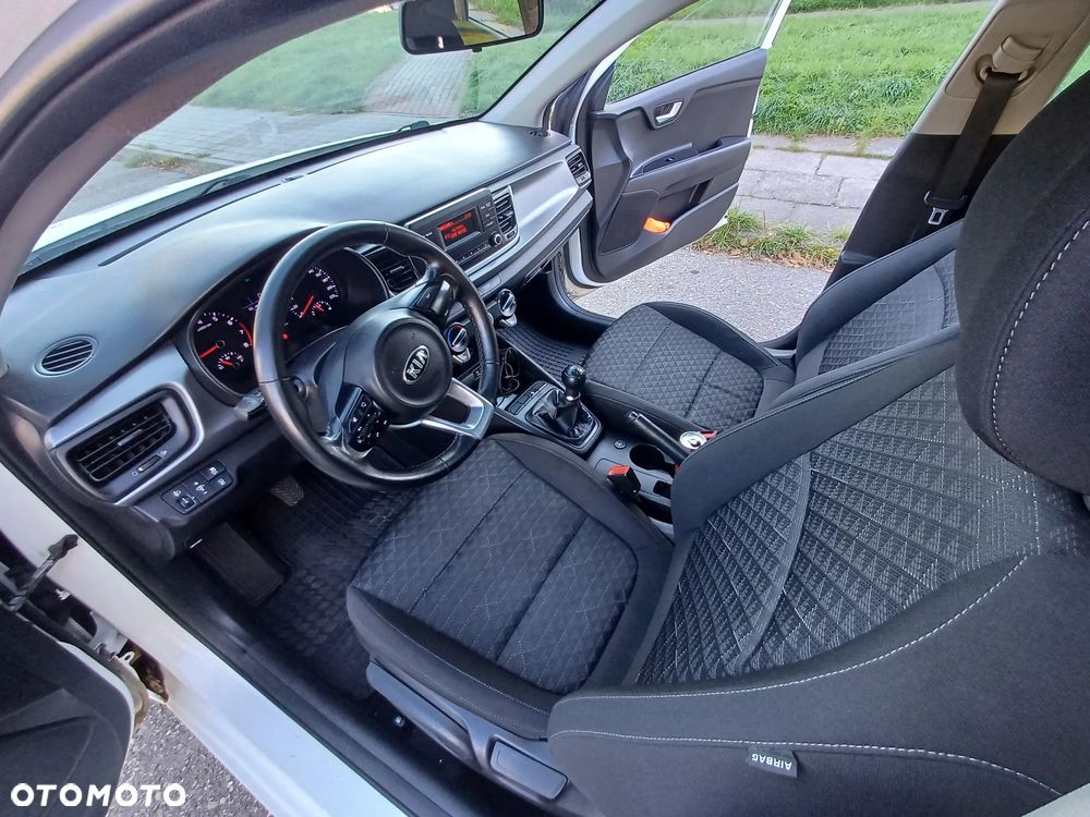 Kia Rio 1.2 M - 12