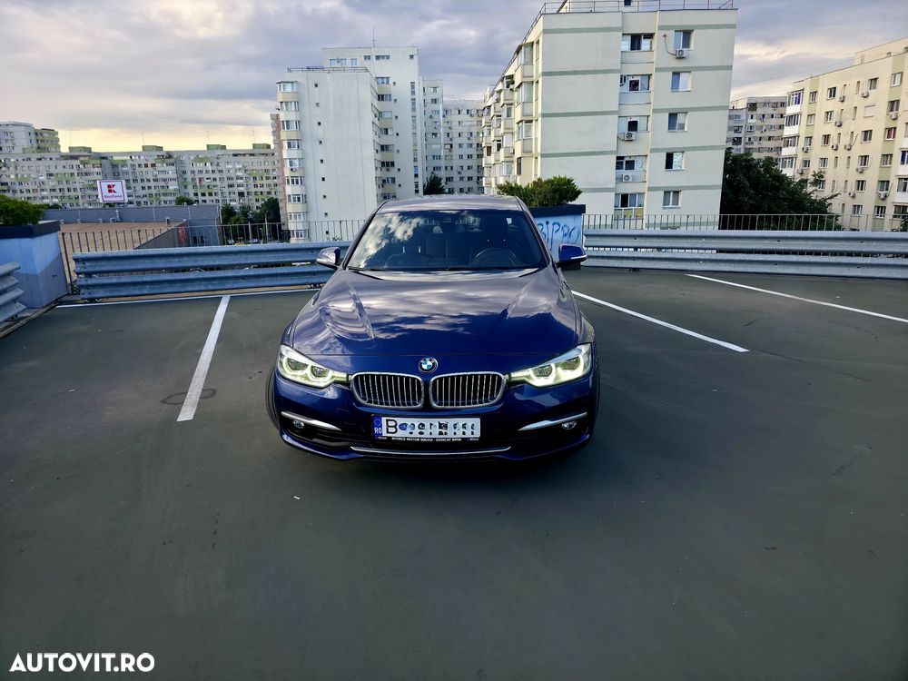 BMW Seria 3 320i Aut. Luxury Line - 2