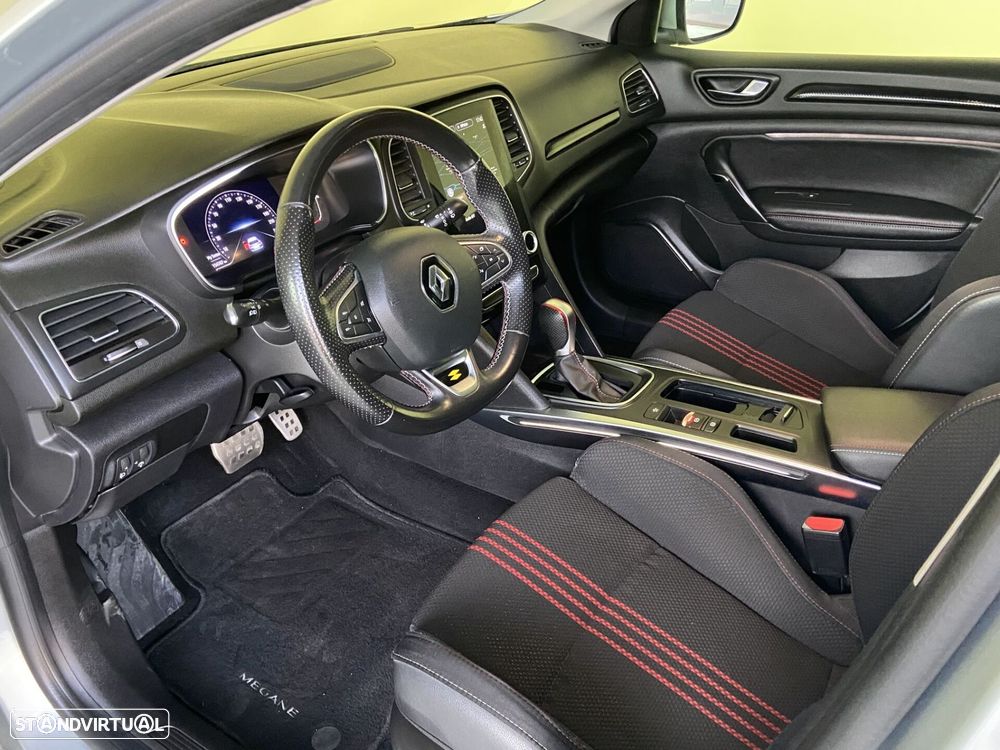 Renault Mégane Sport Tourer 1.5 Blue dCi R.S. Line EDC - 6