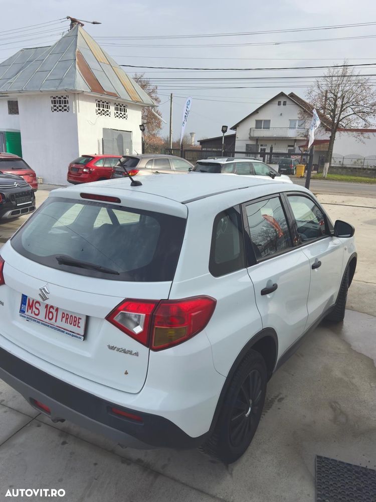Suzuki Vitara 1.6 (4x2) Club - 8