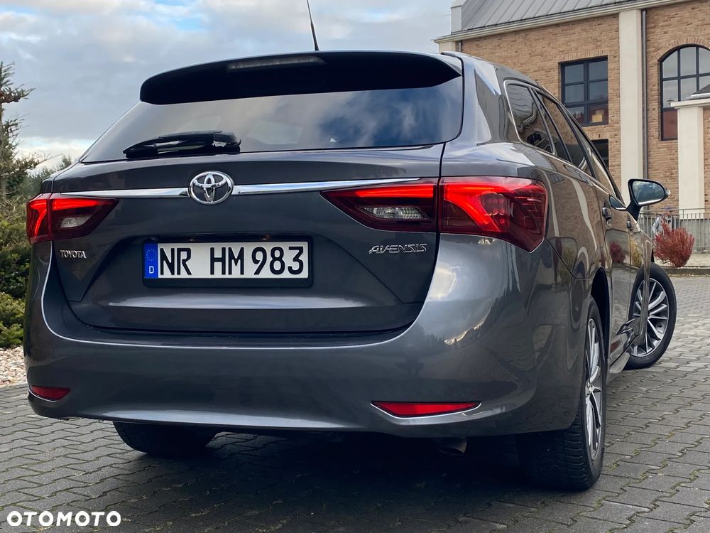 Toyota Avensis 2.0 D-4D Prestige - 11