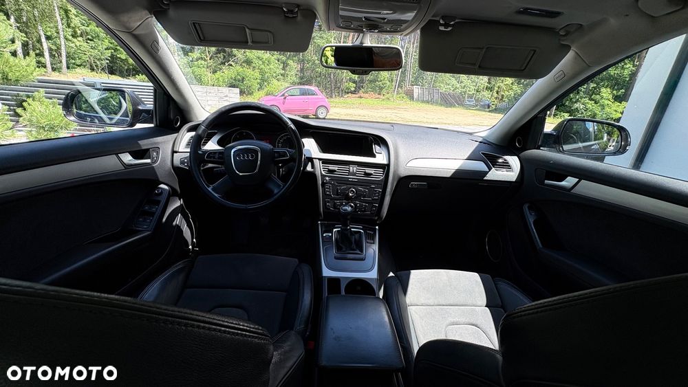 Audi A4 Avant 2.0 TDI - 17