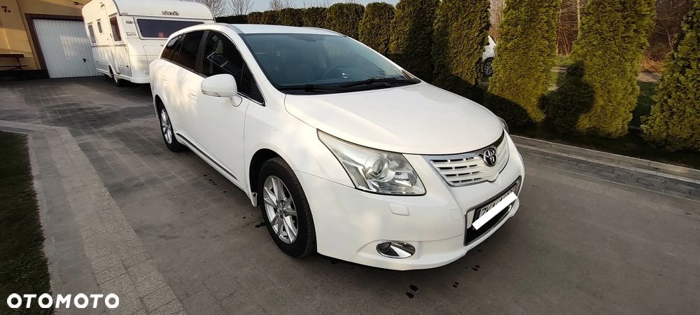 Toyota Avensis Touring Sports 1.8 Multidrive S Business Edition - 2