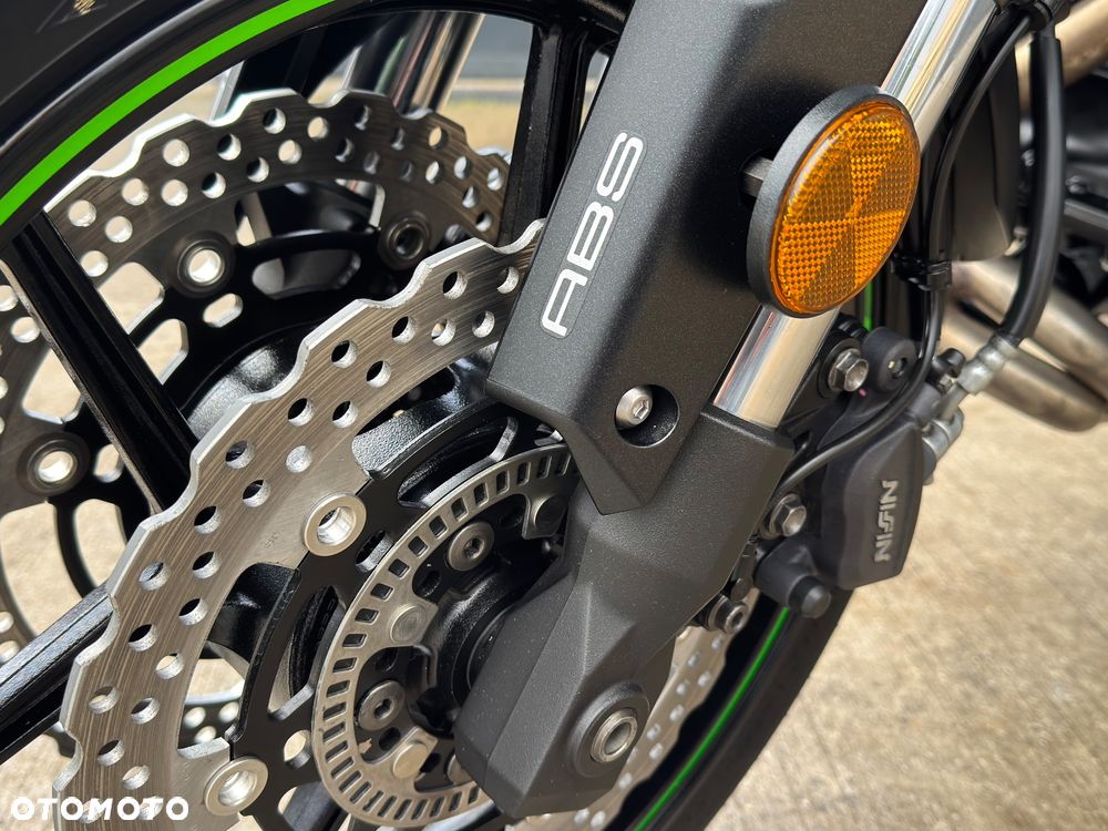 Kawasaki Versys 650 - 18