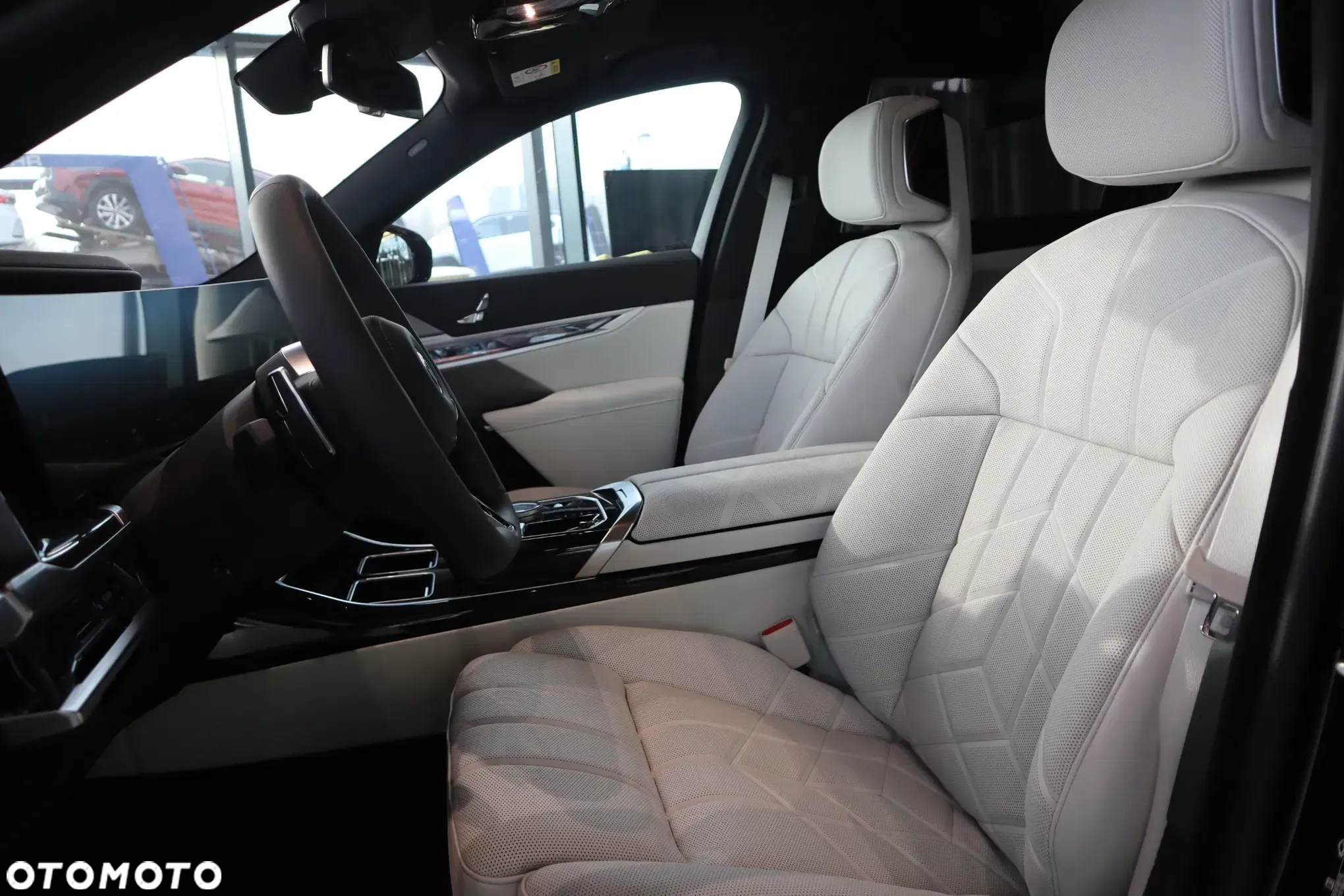 BMW Seria 7 - 18