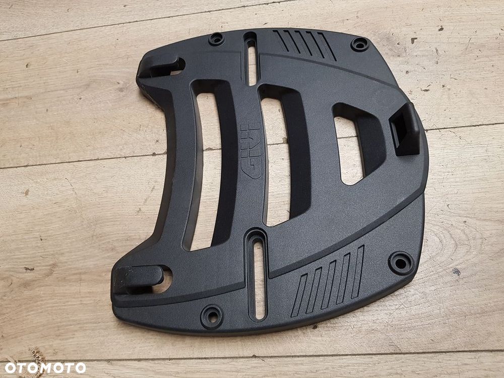 Płyta pod kufer centralny Givi E123 Honda Africa Twin - 3