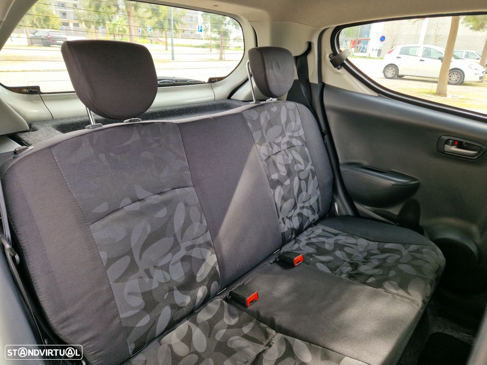 Suzuki Alto 1.0 GA - 13