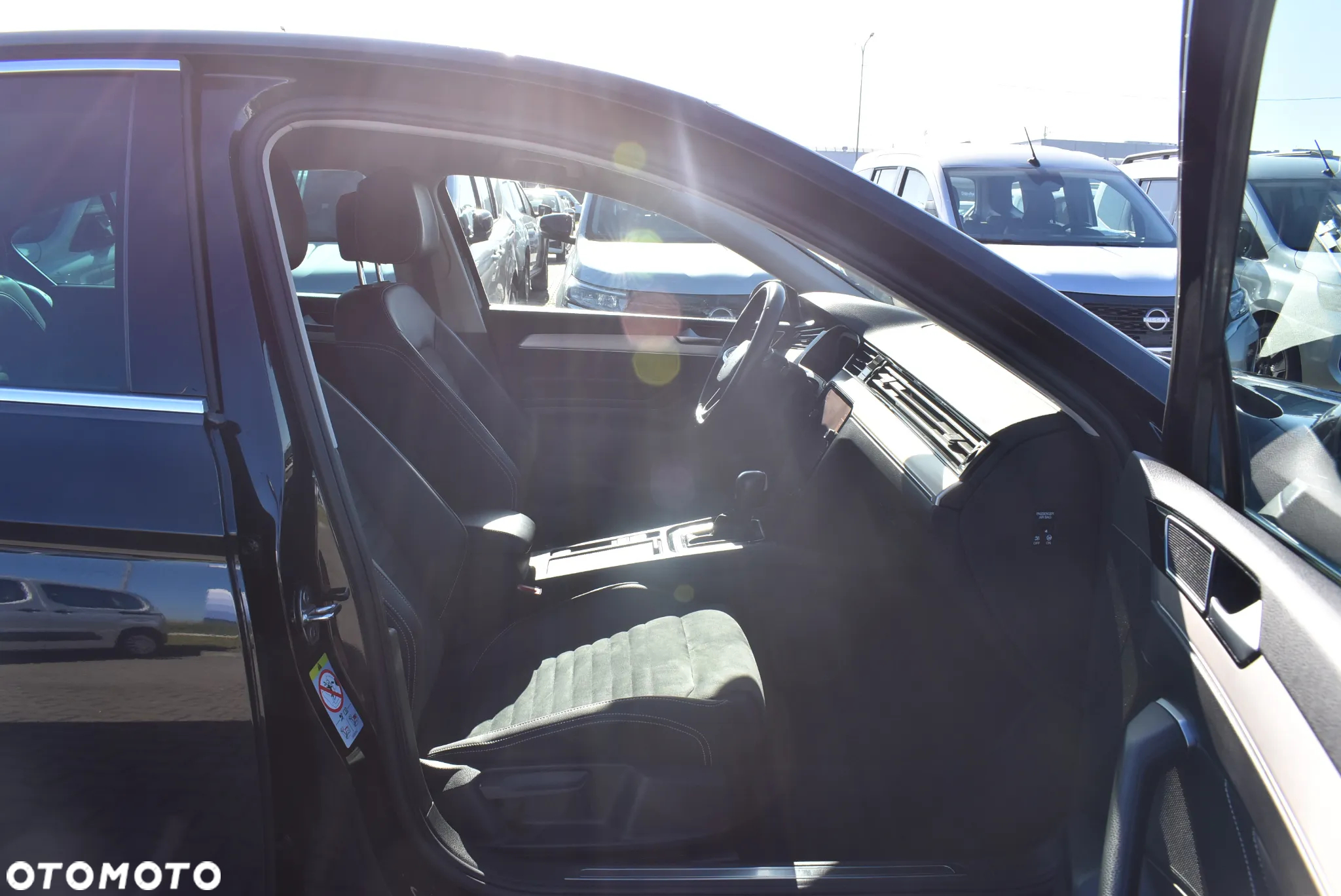 Volkswagen Passat 2.0 TSI Elegance DSG - 18