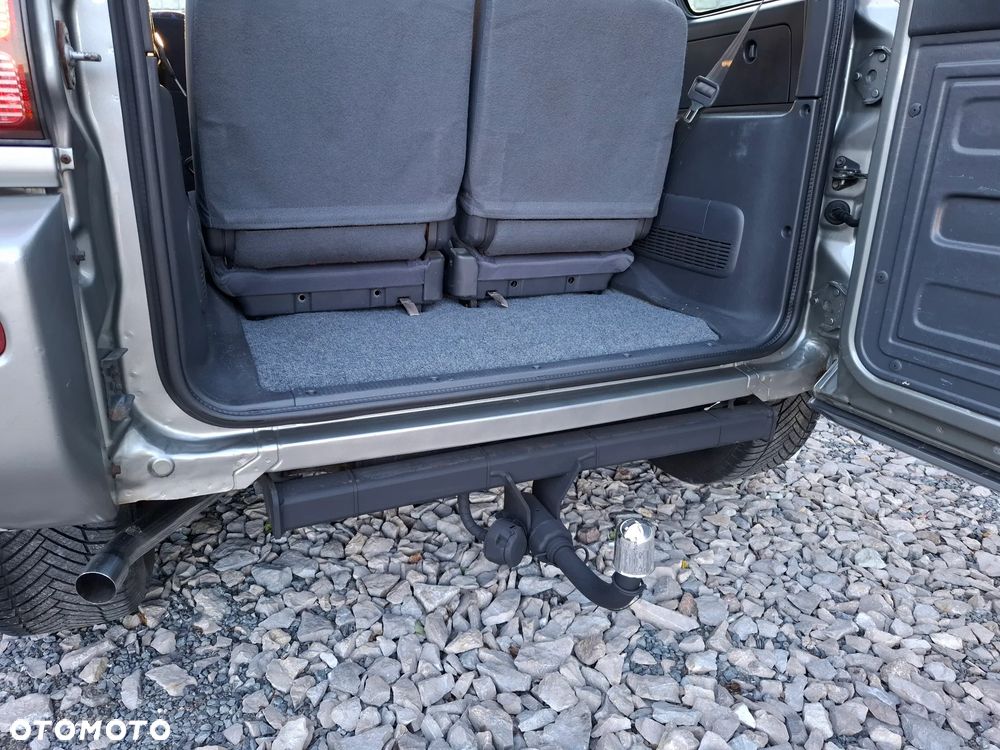 Toyota RAV4 2.0 Special - 10