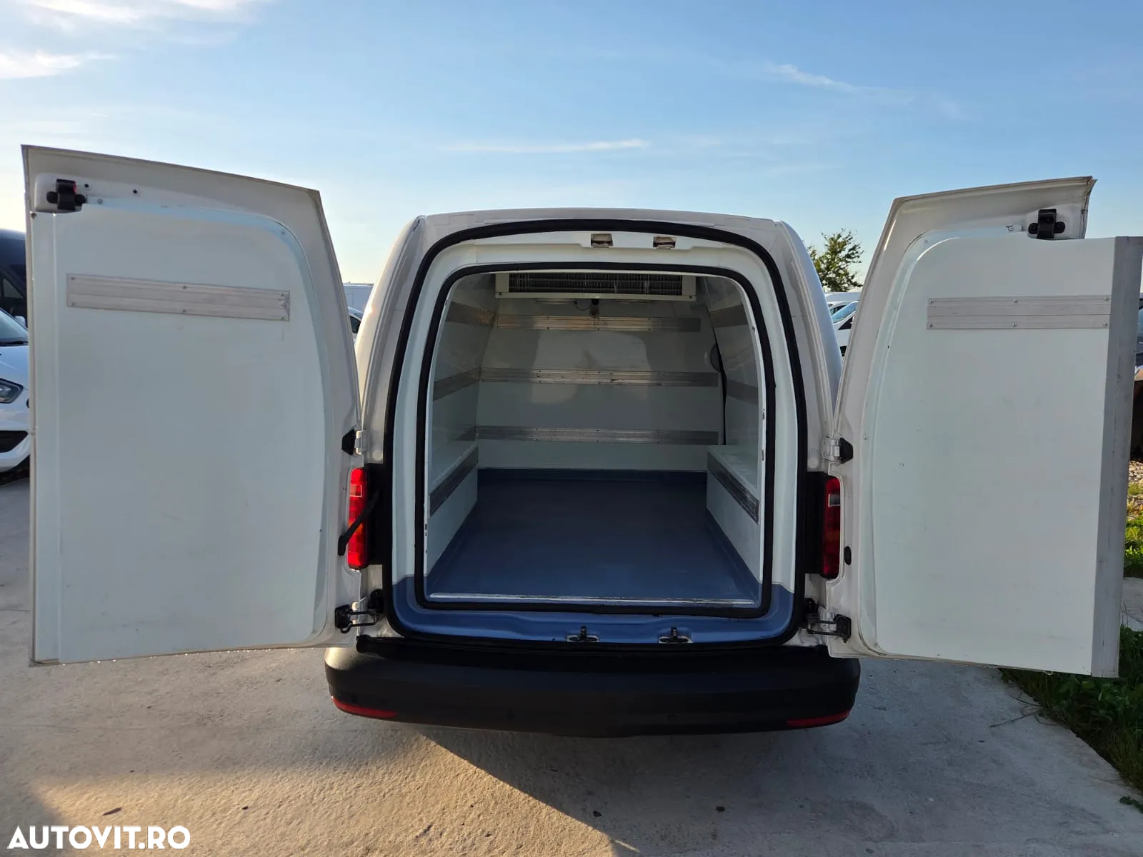 Volkswagen Caddy Maxi Frigorific Refrigerare-Congelare - 10
