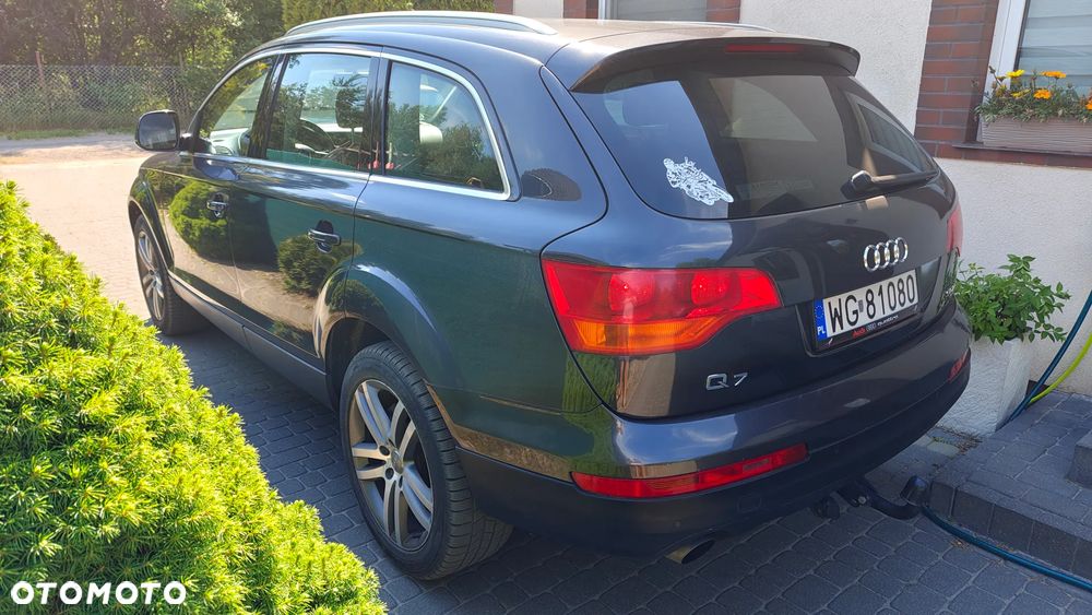 Audi Q7 - 6