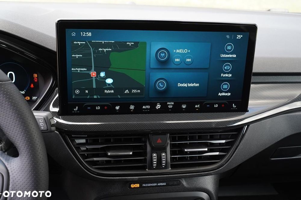 Ford Focus 1.0 EcoBoost mHEV ST-Line X - 18