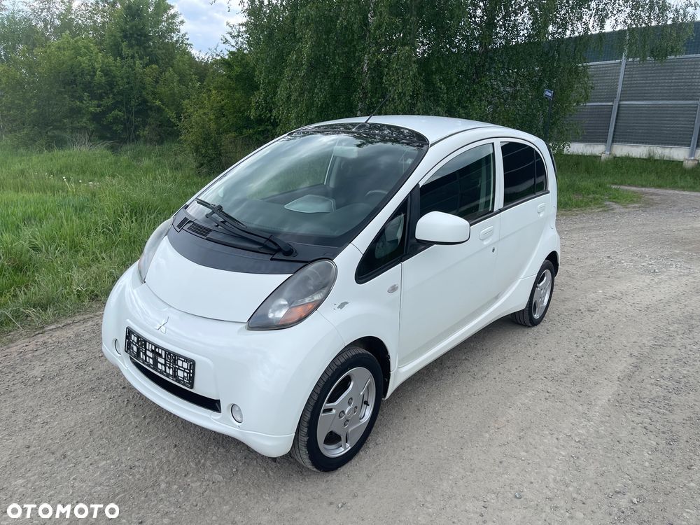 Mitsubishi i-MiEV Standard - 9