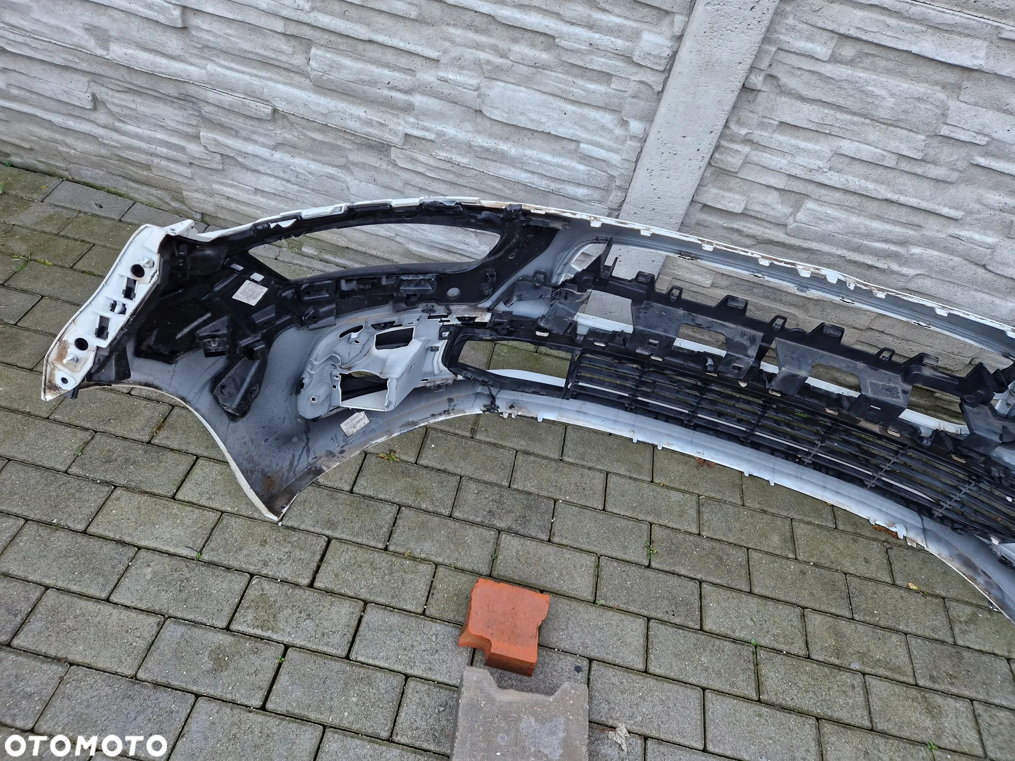 Zderzak Citroen C4 Picasso II lift 2015 - - 9