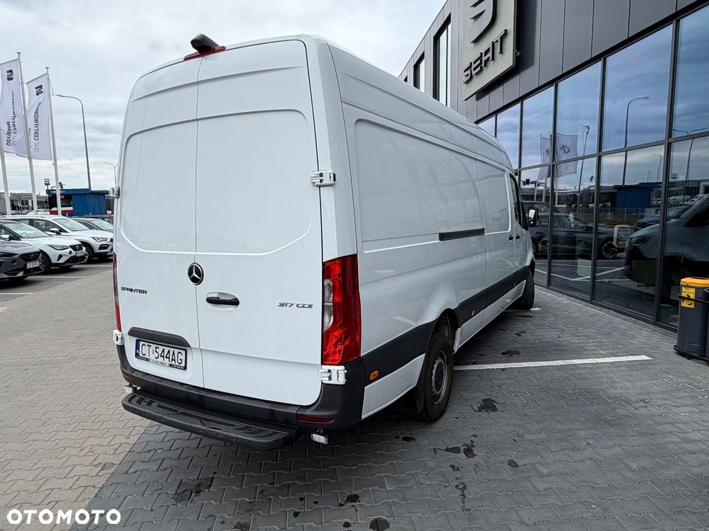 Mercedes-Benz Sprinter L4H2 - 30