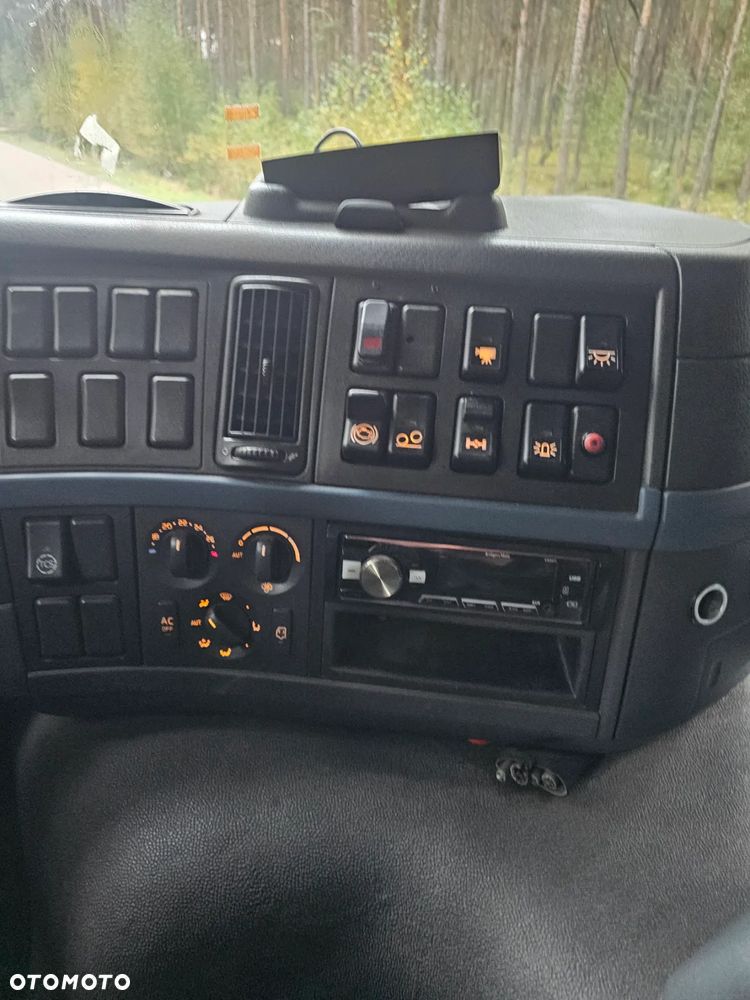 Volvo FM 9 , 6X2 - 9