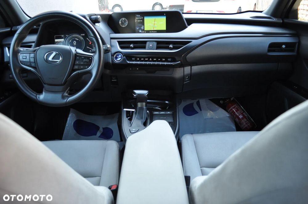 Lexus UX 250h Prestige 2WD - 19