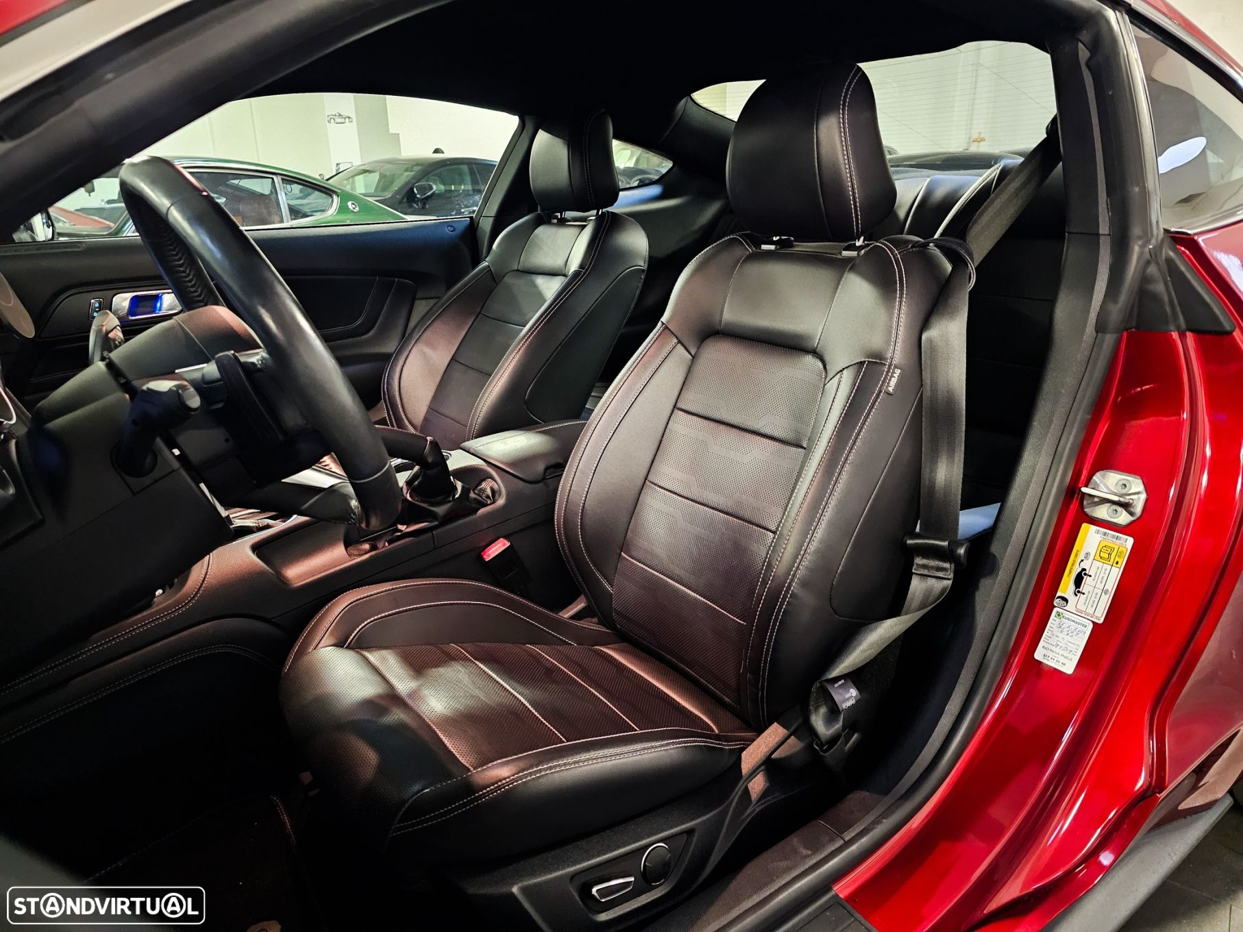 Ford Mustang 2.3i EcoBoost Aut. - 24