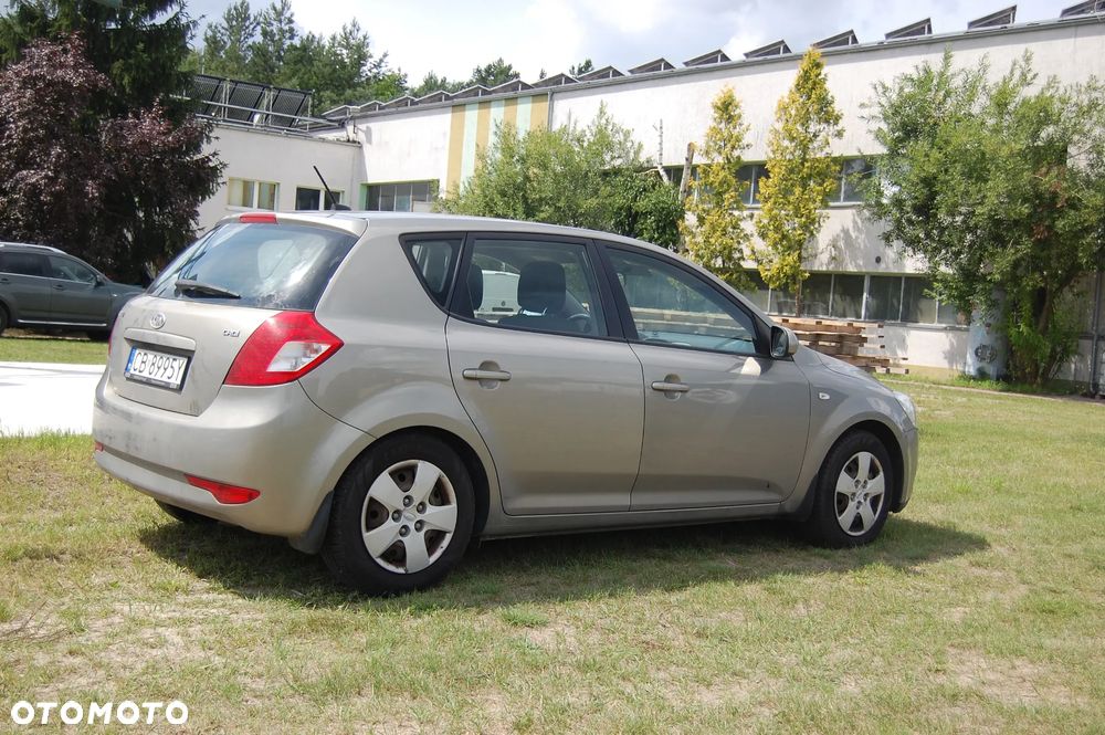 Kia Ceed 1.6 Crdi L Euro2012 - 3