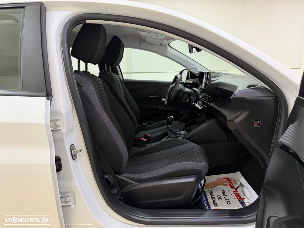 Peugeot 208 1.2 PureTech Active - 42