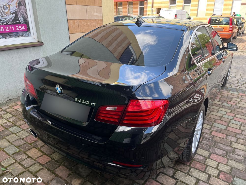 BMW Seria 5 520d - 16