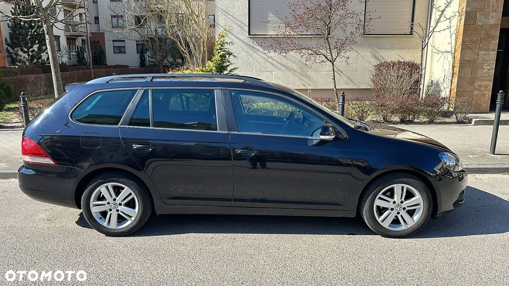 Volkswagen Golf 1.6 TDI DPF BlueMotion Technology MATCH - 4