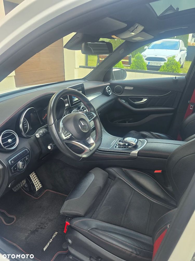 Mercedes-Benz GLC - 11
