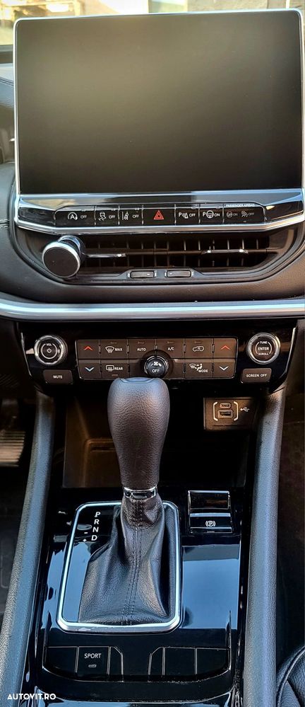 Jeep Compass 1.3T DDCT 2WD Limited - 11