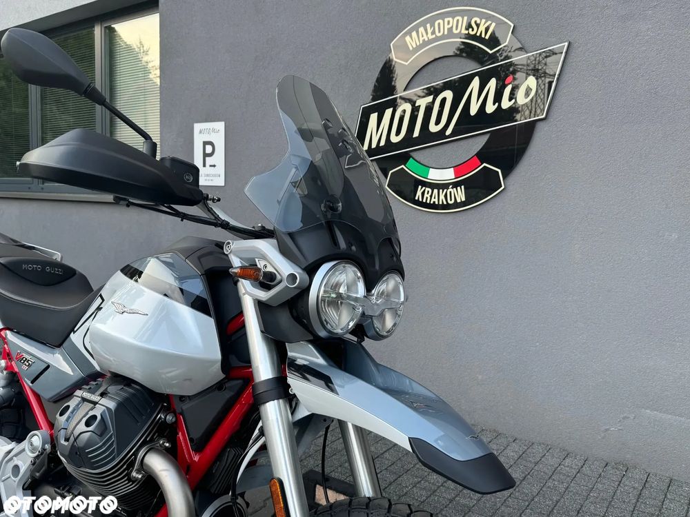 Moto Guzzi V85 - 7