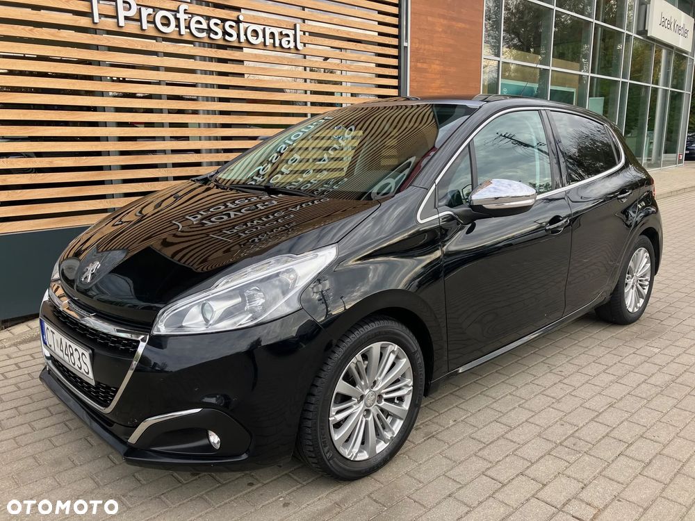 Peugeot 208 2016 photo 2