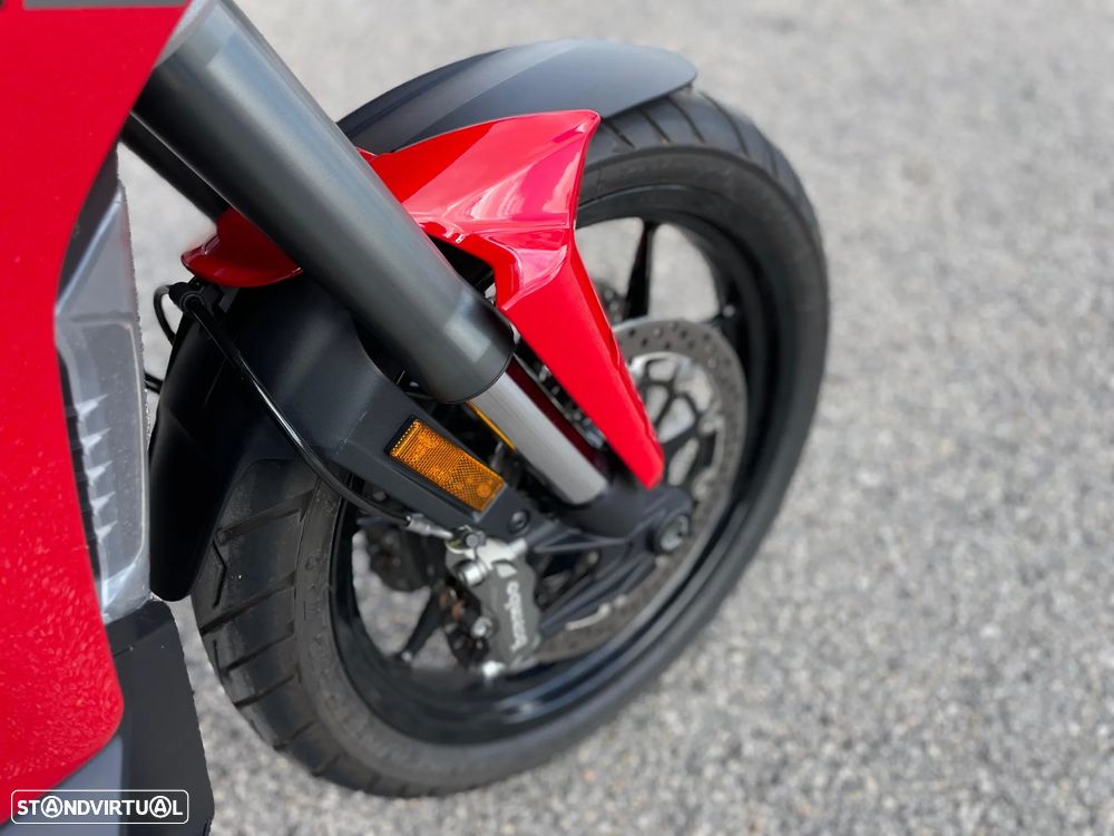 Ducati Multistrada V2 S - 12
