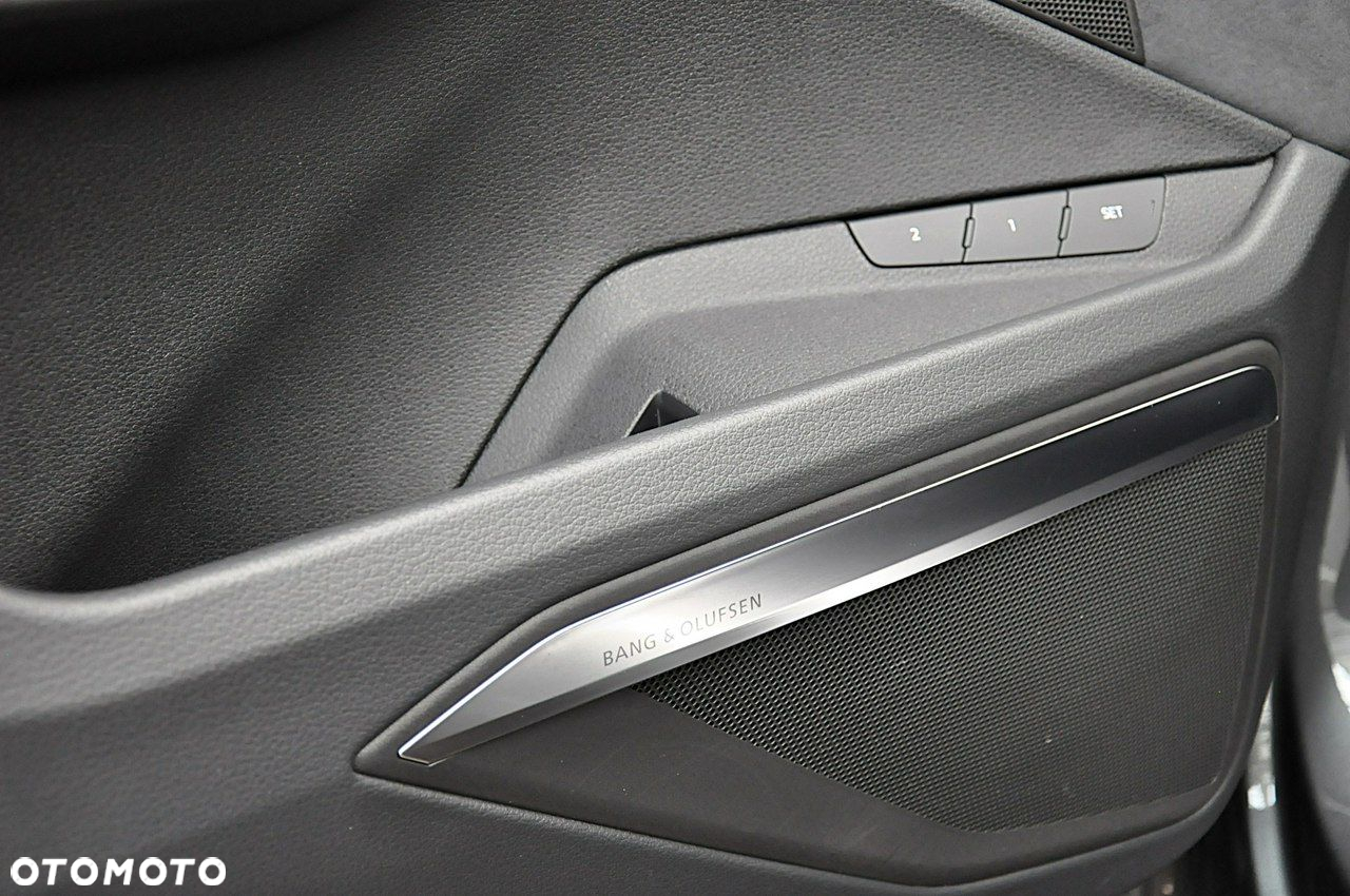 Audi Q8 - 18