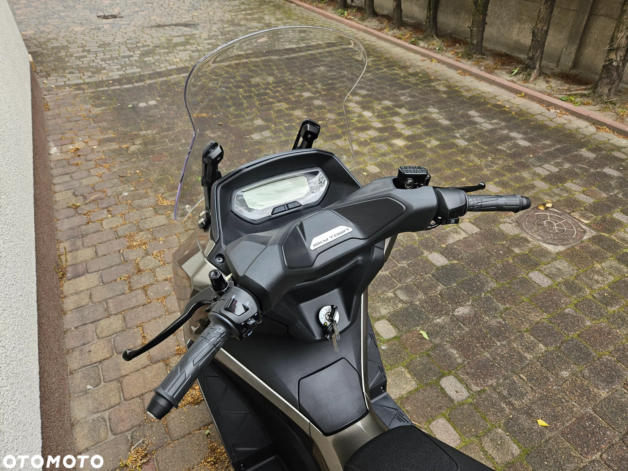 Kymco Skytown - 7